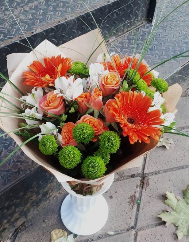 Букет цветов из: Герберы, Хризантемы, Альстромерии и Розы в Шаранге