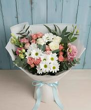 Букет цветов из:  Розы, Лизиантусы и Хризантемы в Шаранге