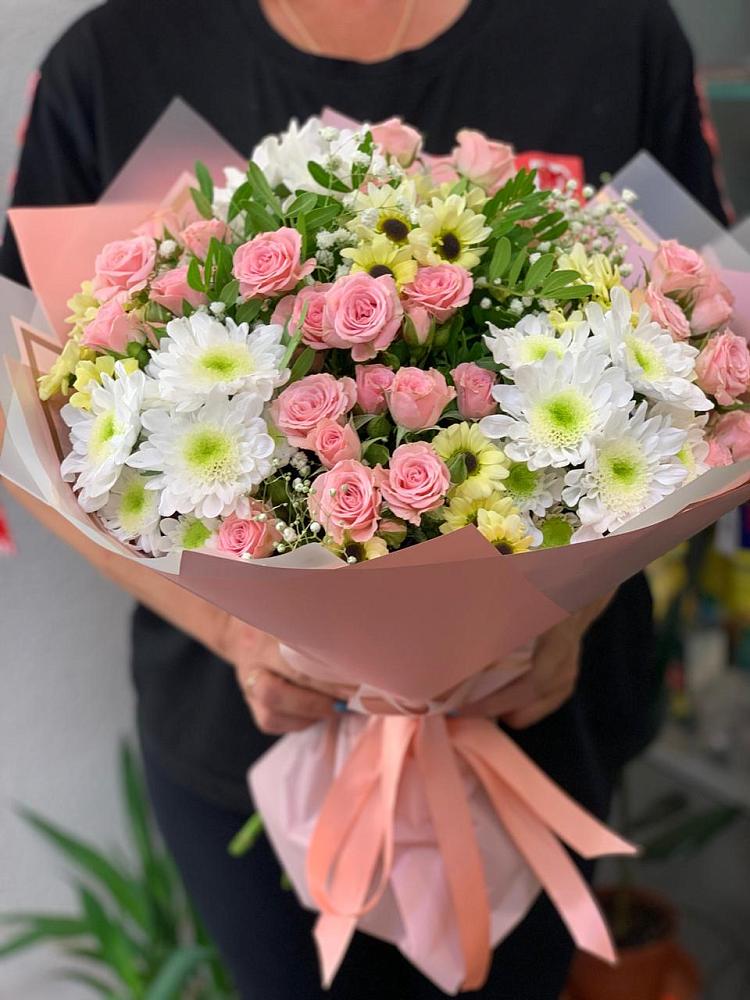 Букет цветов из: Розы и Хризантемы в Шаранге