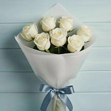 Букет 7 Белых роз Эдлесс Лав в Шаранге