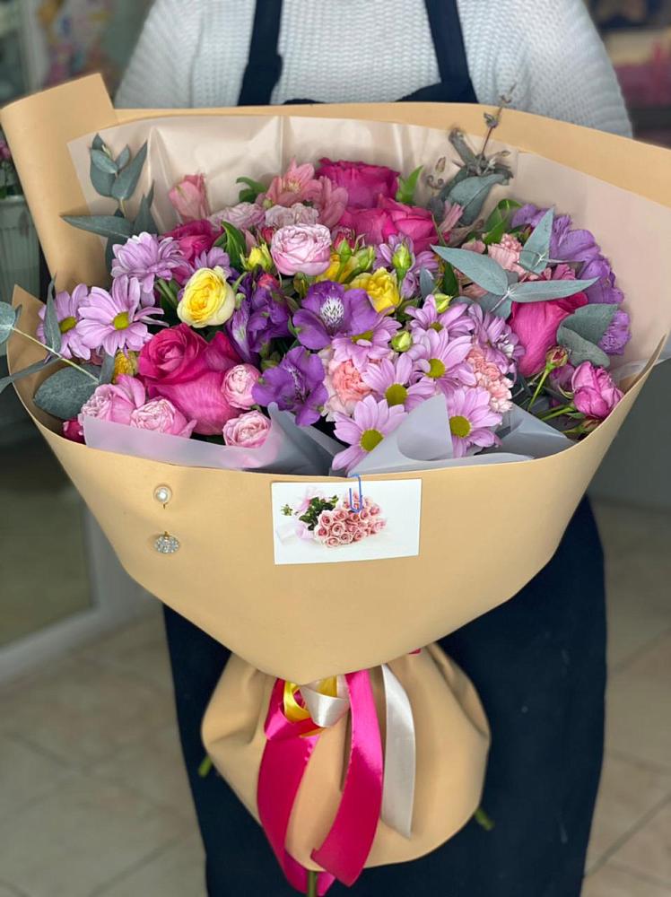 Букет цветов из: Хризантемы, Гвоздики и Альстромерии в Шаранге