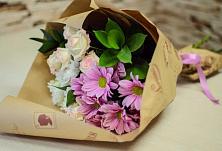 Букет цветов из:  Розы и Хризантемы #REPLACE_PRED# Шаранге