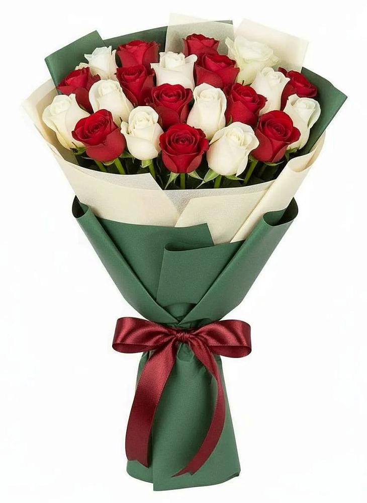 Букет Микс из красных и белых роз в Шаранге