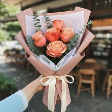Букет цветов из:  Розы #REPLACE_PRED# Шаранге