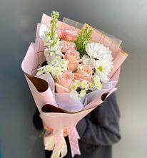 Букет цветов из:  Хризантемы и Розы в Шаранге