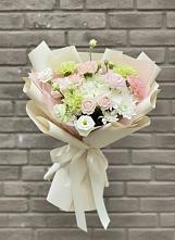 Букет цветов из:  Гвоздики, Розы, Лизиантусы и Хризантемы #REPLACE_PRED# Шаранге