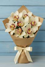 Букет цветов из:  Орхидеи и Розы в Шаранге